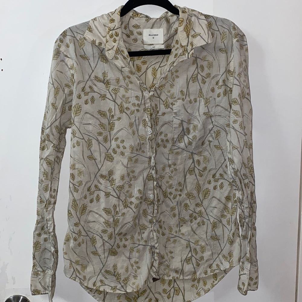 Button up shirt | size medium